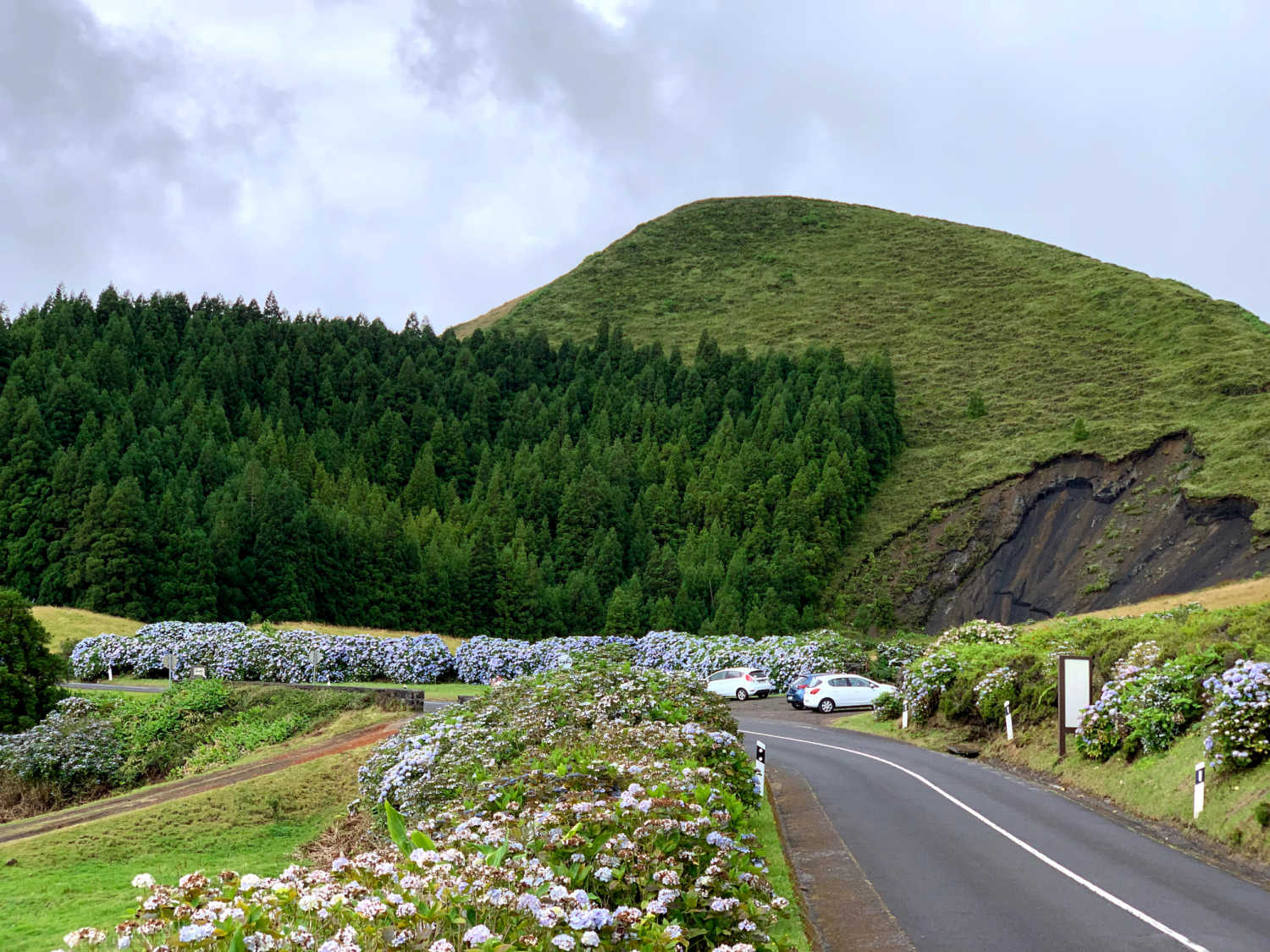 Road to Sete Cidades